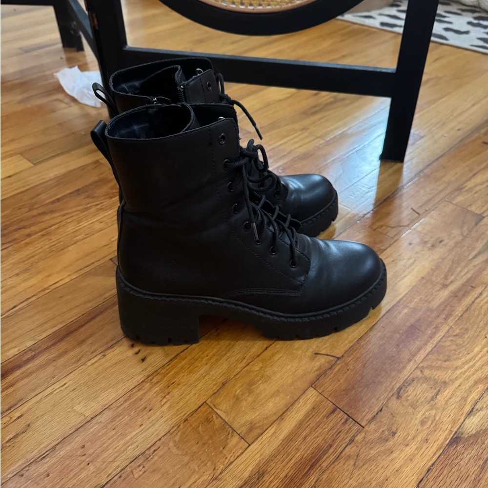 Madden girl Talent Women's Combat Boots - Picture 2 of 6